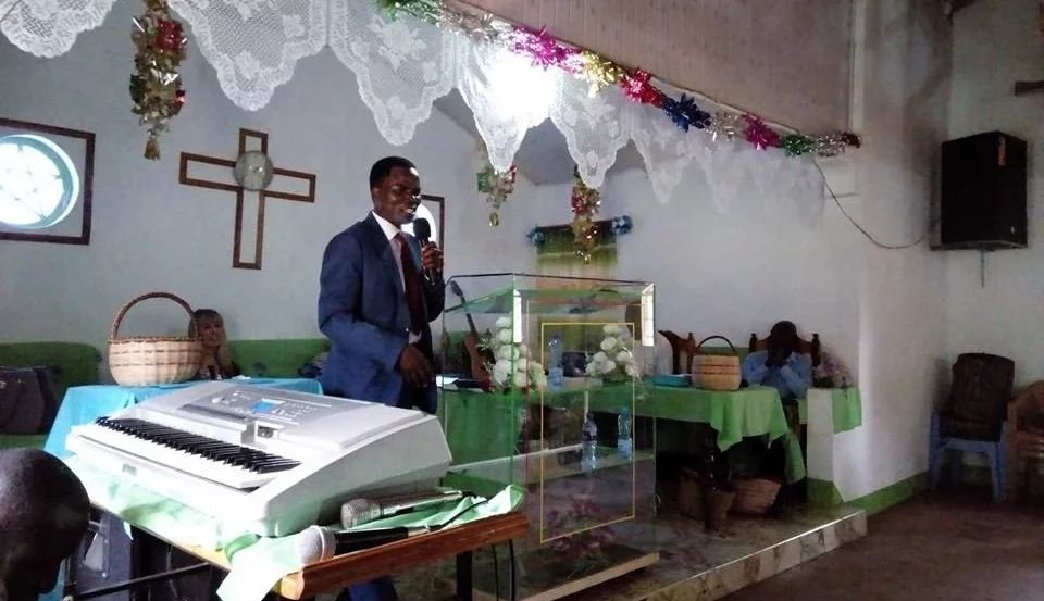 Jacob preaching in a church